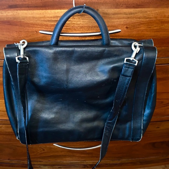 Bags, Bags, Bags💼 Check out my listings for more! - Picture 4 of 8